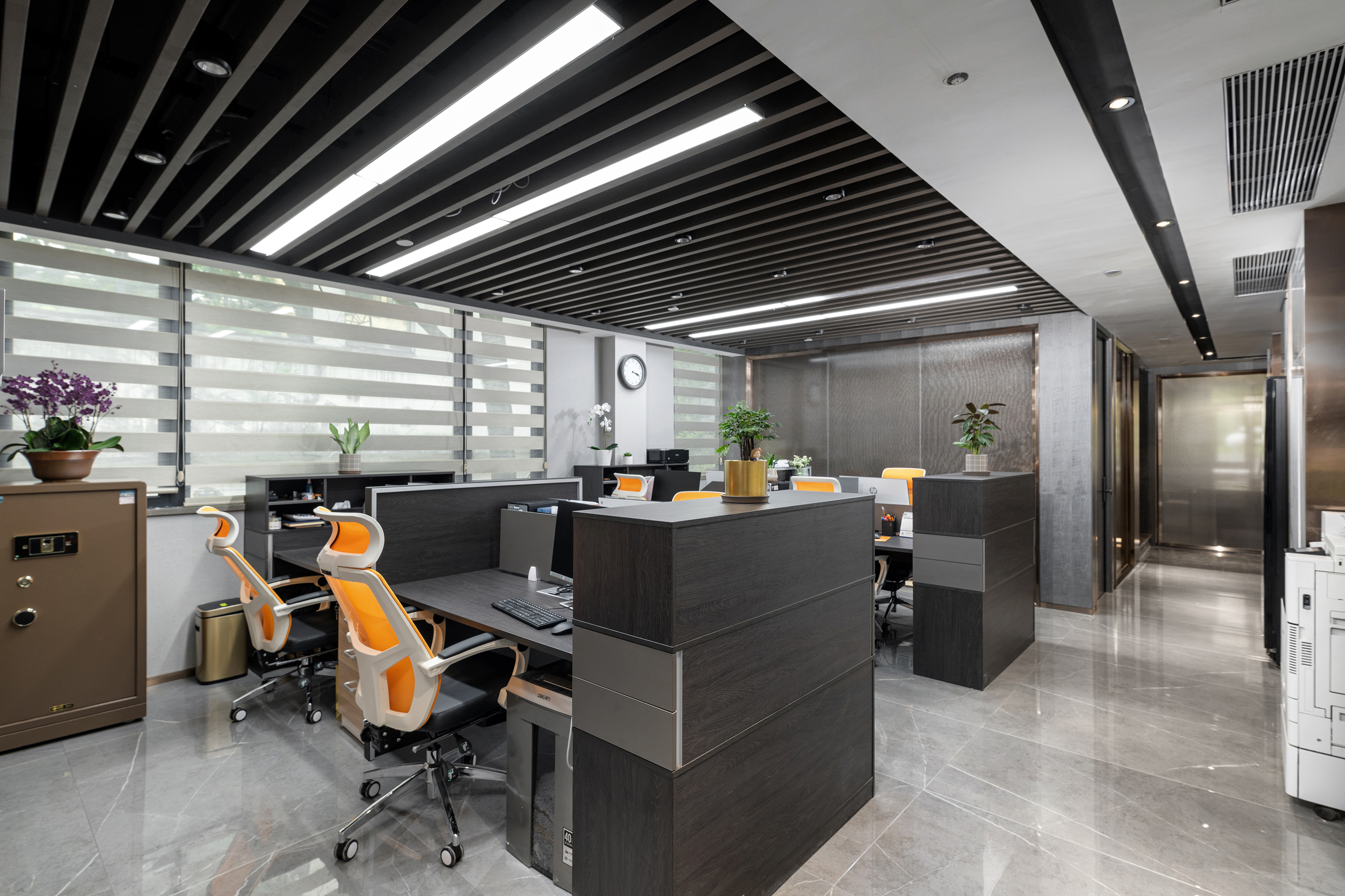 广州流花展贸中心聚财物业公司办公室改造设计
